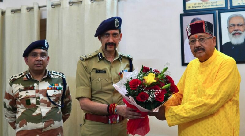 राज्य सरकार सीमांत क्षेत्रों के विकास और तीर्थयात्रियों की सुचारू यात्रा के लिए पूरी तरह प्रतिबद्ध- महाराज